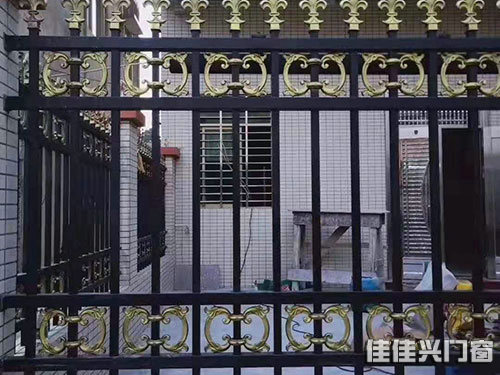 鋁合金圍欄
