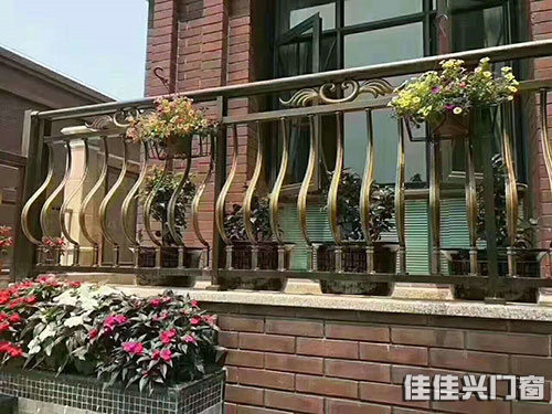 鋁合金護(hù)欄