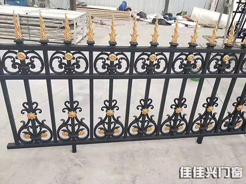 鋁合金圍欄