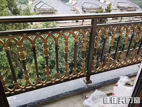 鋁合金護(hù)欄