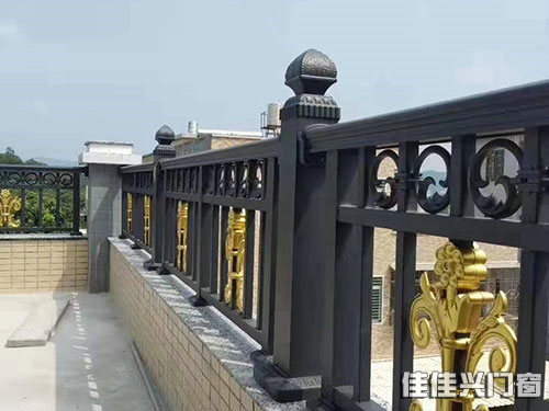 鋁合金護(hù)欄