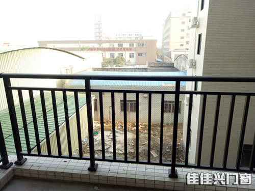 鋁合金護(hù)欄
