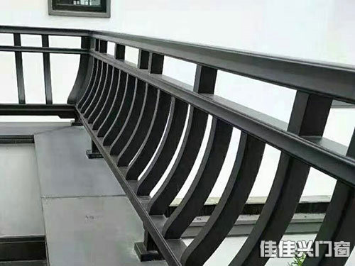 鋁合金護(hù)欄