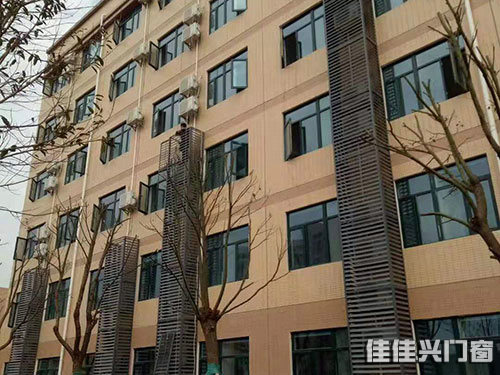百葉窗