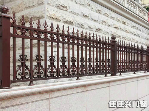 鋁合金圍欄